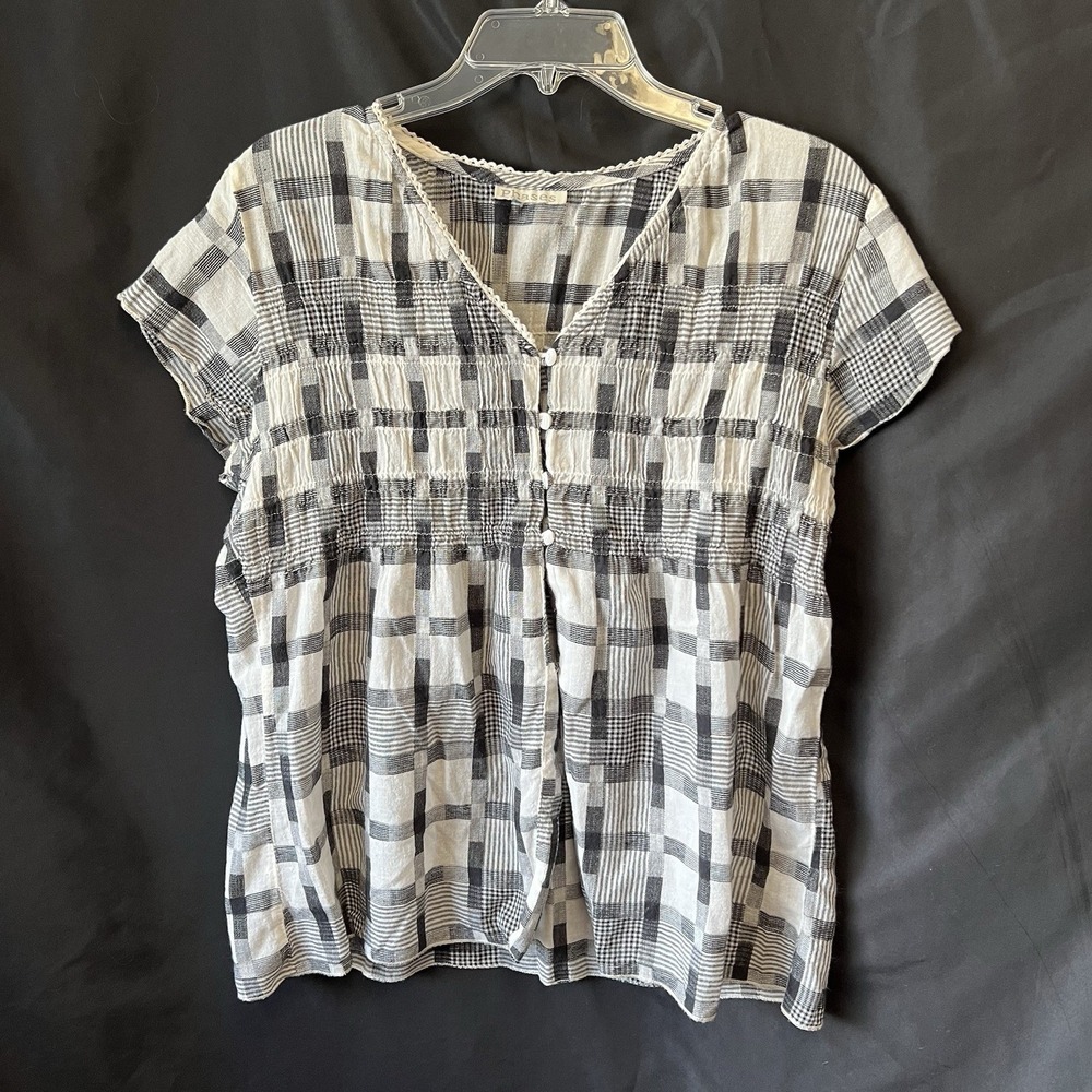 PHASES Women's Gauzy Black White Plaid Babydoll Top Blouse Size‎ M